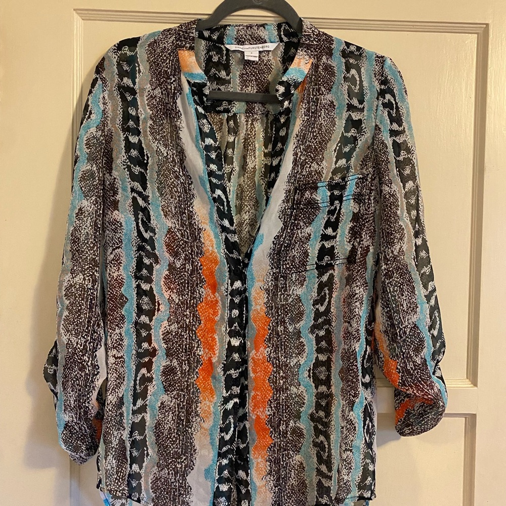 Diane Von Furstenberg button up top
